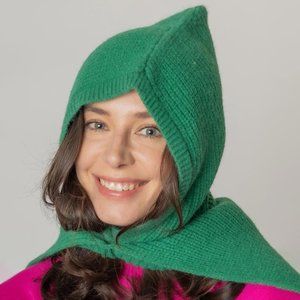 • Solid Color Snood Hat